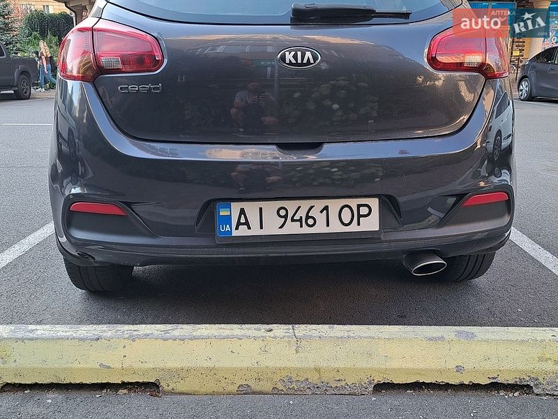 Хэтчбек Kia Ceed 2013 в Киеве