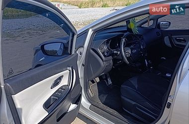 Універсал Kia Ceed 2013 в Павлограді