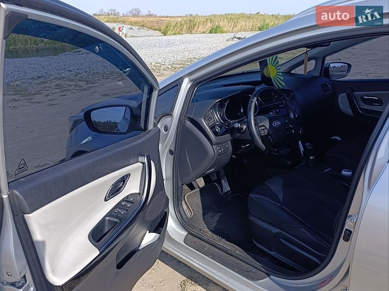 Універсал Kia Ceed 2013 в Павлограді