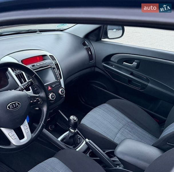 Універсал Kia Ceed 2010 в Ковелі
