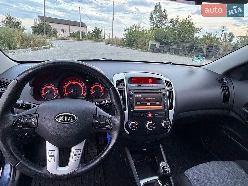 Універсал Kia Ceed 2010 в Ковелі
