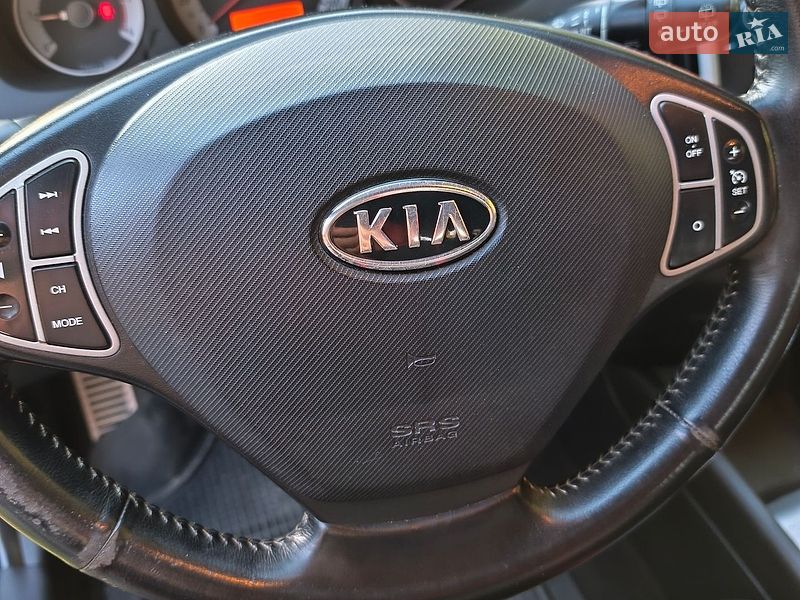 Хетчбек Kia Ceed 2008 в Ужгороді