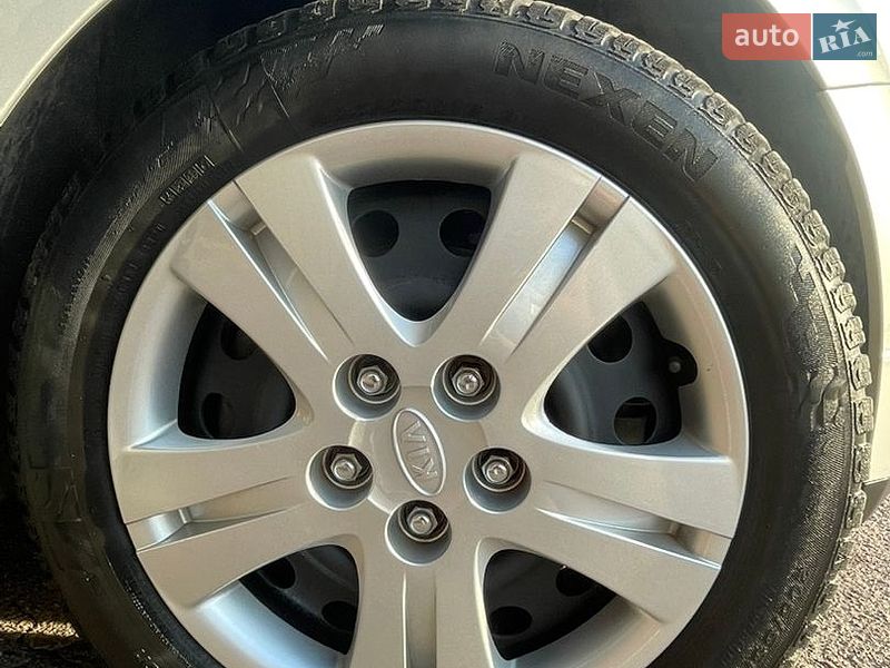 Універсал Kia Ceed 2011 в Луцьку