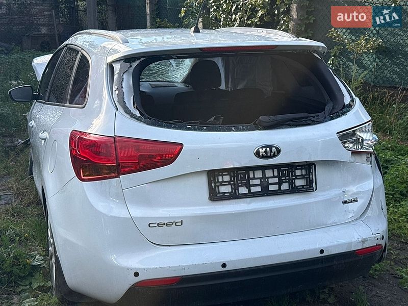 Универсал Kia Ceed 2015 в Львове