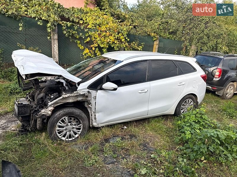 Универсал Kia Ceed 2015 в Львове
