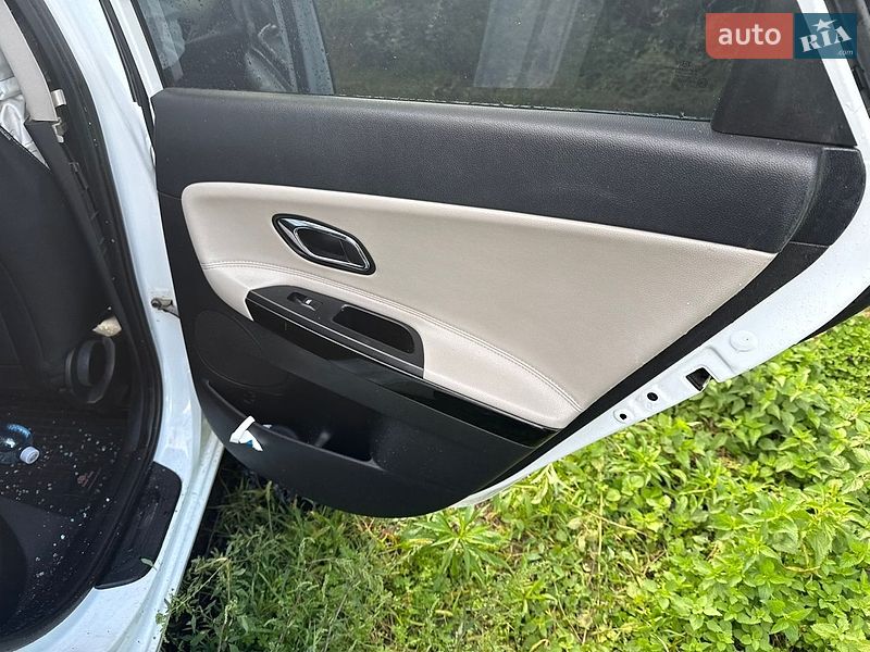 Универсал Kia Ceed 2015 в Львове