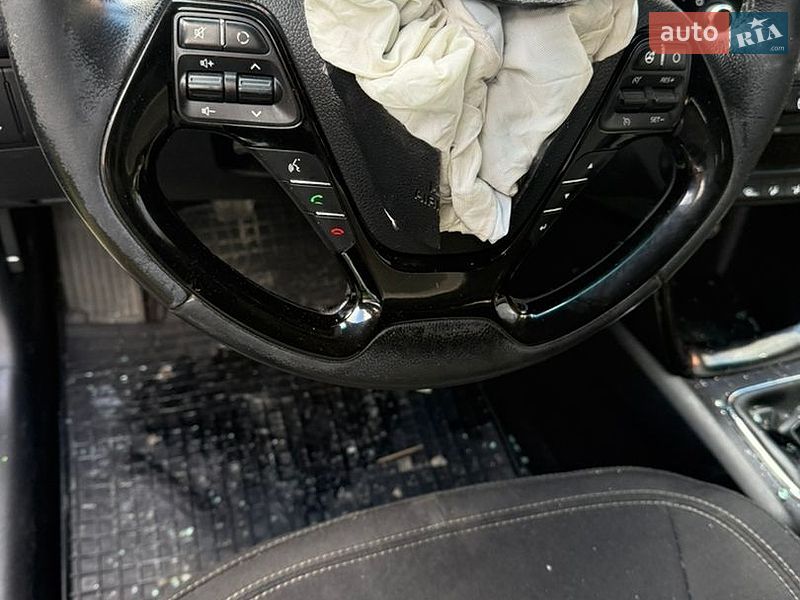 Универсал Kia Ceed 2015 в Львове