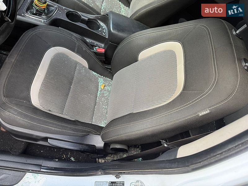 Универсал Kia Ceed 2015 в Львове