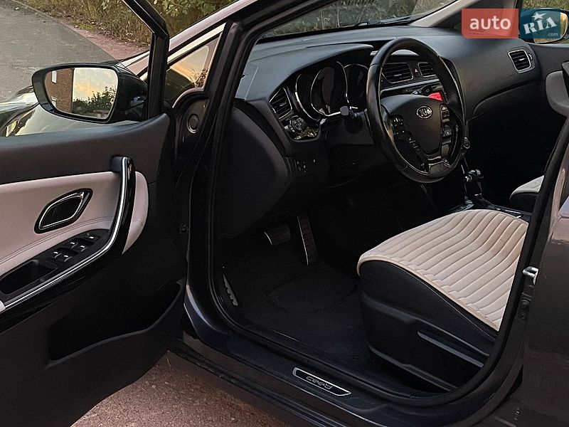 Хетчбек Kia Ceed 2013 в Василькові