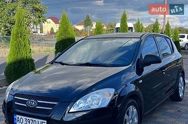 Хетчбек Kia Ceed 2007 в Ужгороді