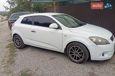 Хетчбек Kia Ceed 2008 в Запоріжжі фото 2 Хетчбек Kia Ceed 2008 в Запоріжжі