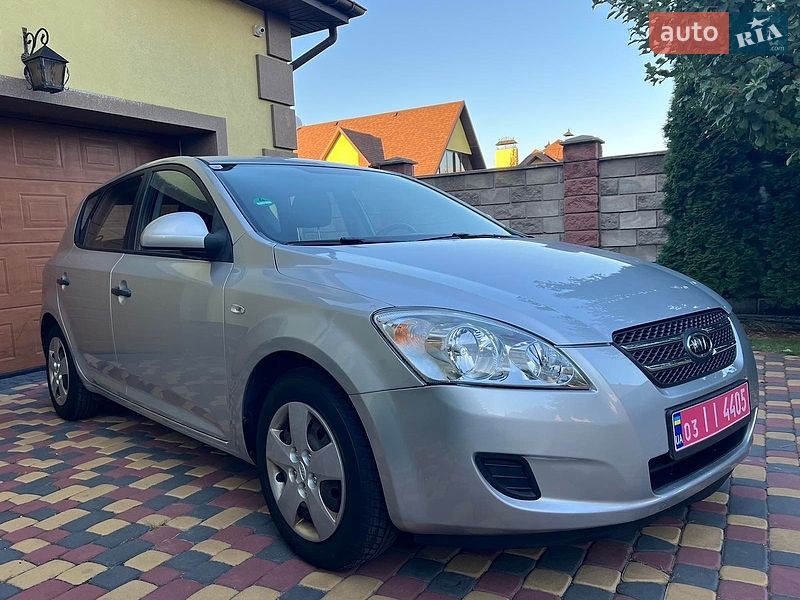 Хетчбек Kia Ceed 2008 в Луцьку фото Хетчбек Kia Ceed 2008 в Луцьку