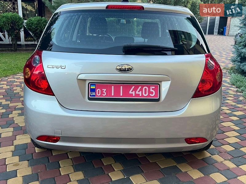 Хетчбек Kia Ceed 2008 в Луцьку фото 5 Хетчбек Kia Ceed 2008 в Луцьку