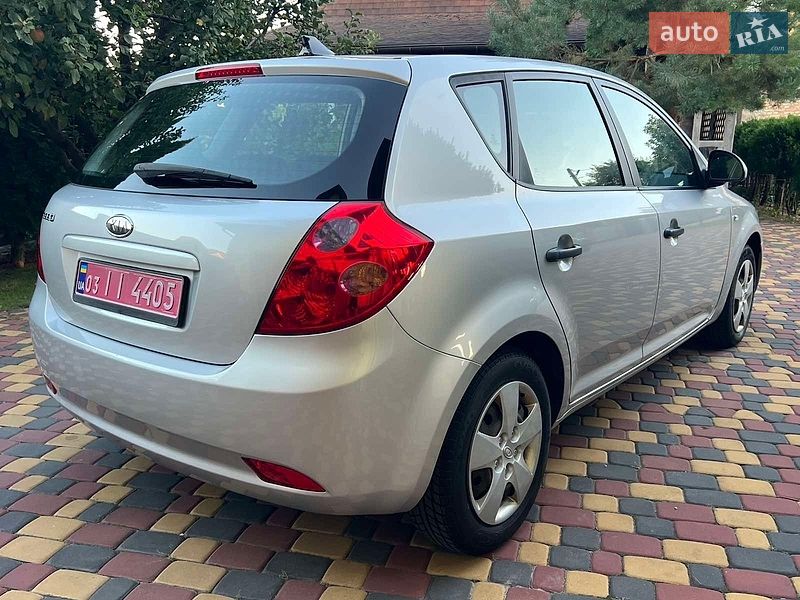 Хетчбек Kia Ceed 2008 в Луцьку фото 6 Хетчбек Kia Ceed 2008 в Луцьку