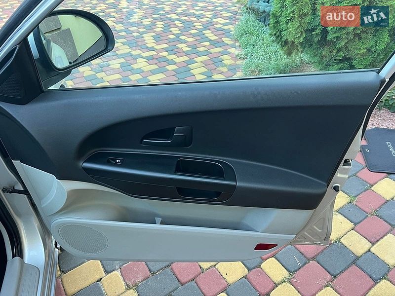 Хетчбек Kia Ceed 2008 в Луцьку фото 27 Хетчбек Kia Ceed 2008 в Луцьку
