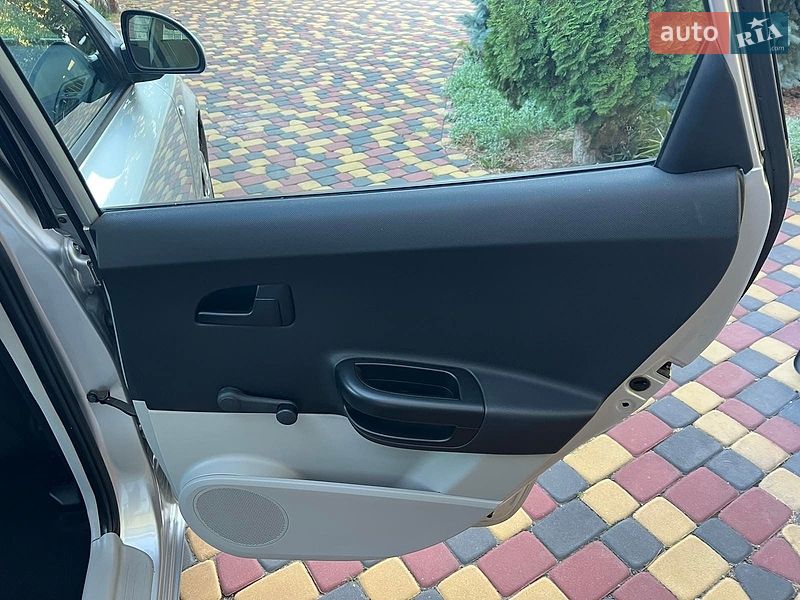 Хетчбек Kia Ceed 2008 в Луцьку фото 31 Хетчбек Kia Ceed 2008 в Луцьку