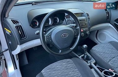 Хетчбек Kia Ceed 2008 в Луцьку фото 20 Хетчбек Kia Ceed 2008 в Луцьку