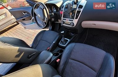 Хетчбек Kia Ceed 2008 в Хмельницькому фото 18 Хетчбек Kia Ceed 2008 в Хмельницькому