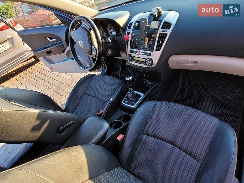 Хетчбек Kia Ceed 2008 в Хмельницькому фото 18 Хетчбек Kia Ceed 2008 в Хмельницькому