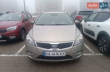 Універсал Kia Ceed 2011 в Києві