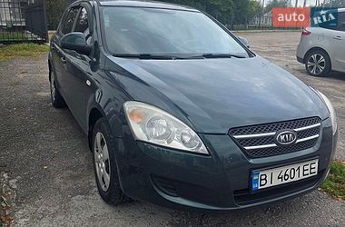 Хэтчбек Kia Ceed 2008 в Кременчуге