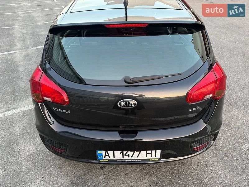 Хетчбек Kia Ceed 2016 в Києві фото 8 Хетчбек Kia Ceed 2016 в Києві