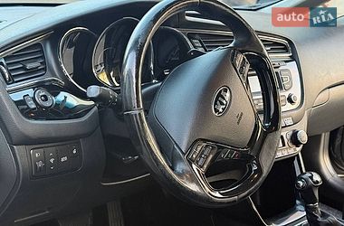 Хетчбек Kia Ceed 2016 в Києві фото 21 Хетчбек Kia Ceed 2016 в Києві