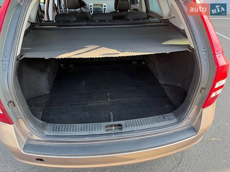 Универсал Kia Ceed 2008 в Василькове