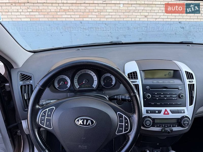 Универсал Kia Ceed 2008 в Василькове