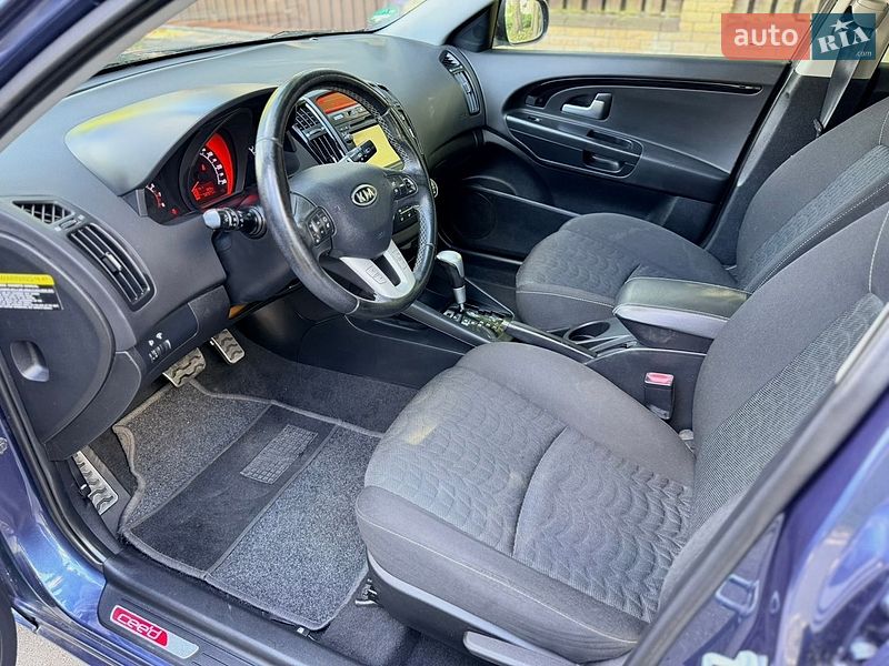 Универсал Kia Ceed 2010 в Киеве