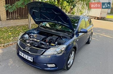 Универсал Kia Ceed 2010 в Киеве
