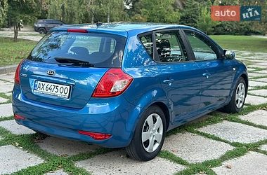 Хэтчбек Kia Ceed 2009 в Харькове