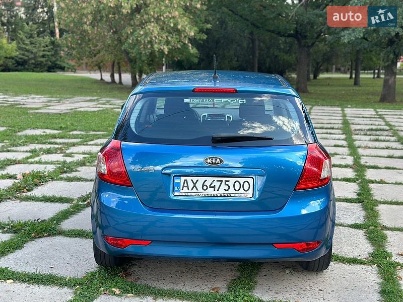 Хэтчбек Kia Ceed 2009 в Харькове