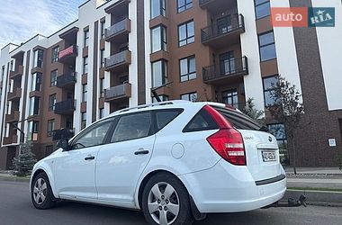 Универсал Kia Ceed 2009 в Ужгороде