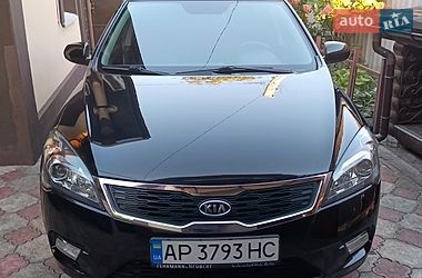 Универсал Kia Ceed 2011 в Запорожье фото 3 Универсал Kia Ceed 2011 в Запорожье