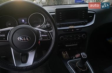 Универсал Kia Ceed 2021 в Хмельницком