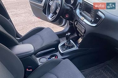 Универсал Kia Ceed 2021 в Хмельницком