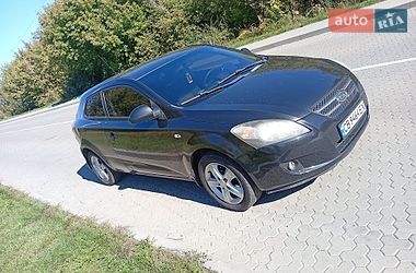 Хетчбек Kia Ceed 2008 в Ніжині фото 11 Хетчбек Kia Ceed 2008 в Ніжині