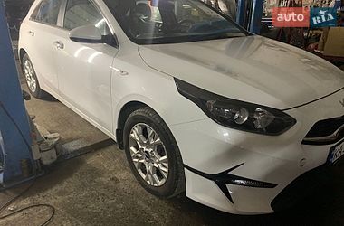 Хэтчбек Kia Ceed 2022 в Киеве