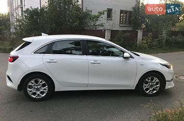 Хетчбек Kia Ceed 2022 в Києві