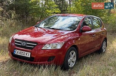 Хэтчбек Kia Ceed 2007 в Черкассах
