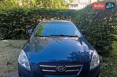 Универсал Kia Ceed 2008 в Ужгороде