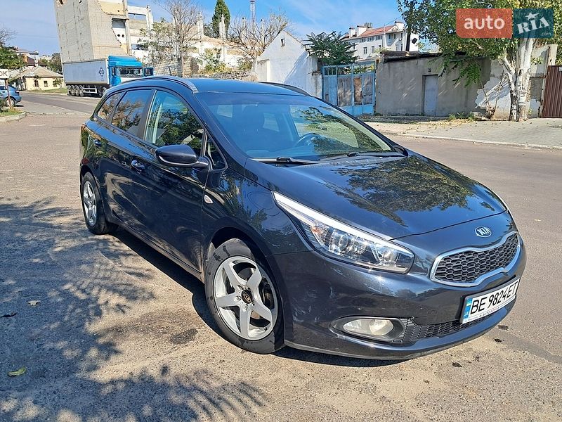 Универсал Kia Ceed 2013 в Николаеве фото 7 Универсал Kia Ceed 2013 в Николаеве