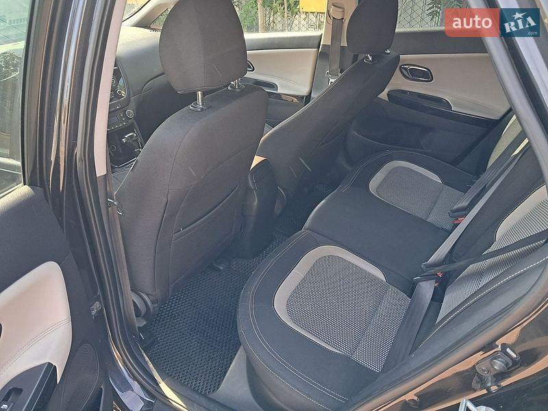 Универсал Kia Ceed 2013 в Николаеве фото 19 Универсал Kia Ceed 2013 в Николаеве