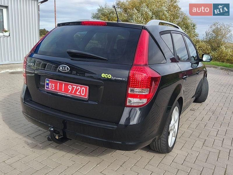 Універсал Kia Ceed 2009 в Локачах