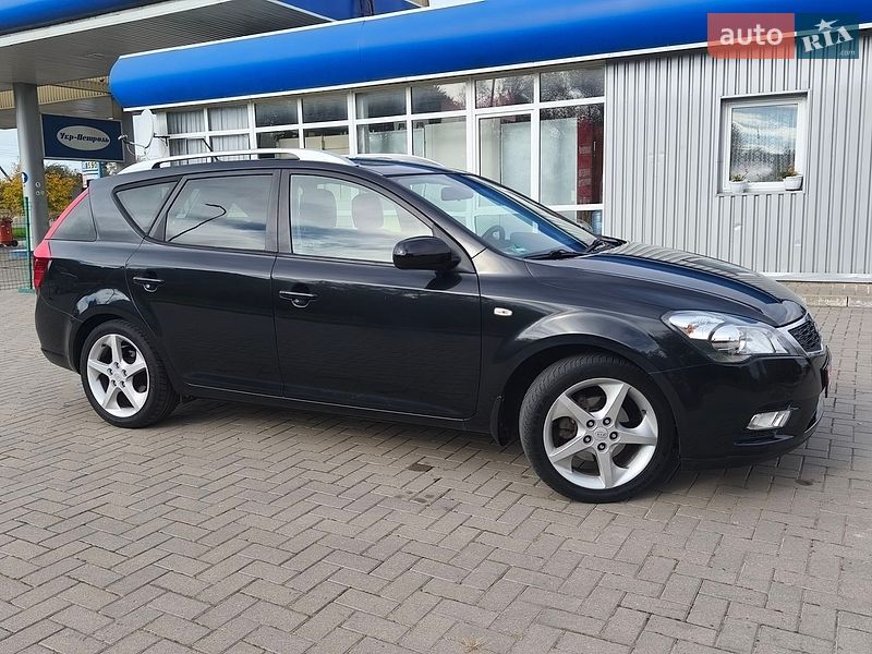 Універсал Kia Ceed 2009 в Локачах