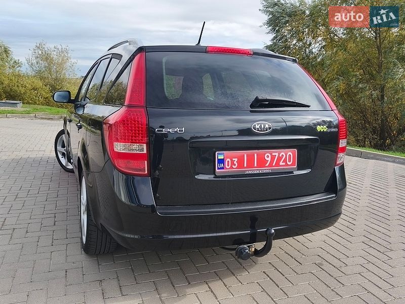 Універсал Kia Ceed 2009 в Локачах