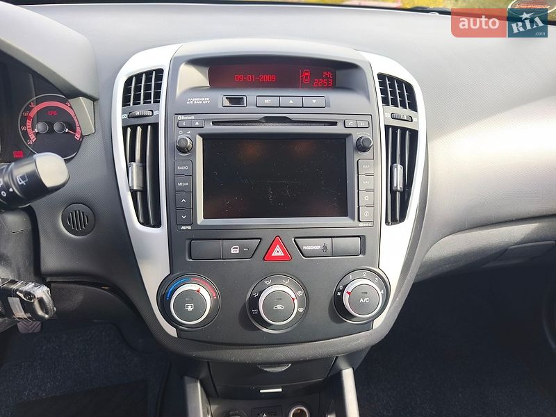 Універсал Kia Ceed 2009 в Локачах