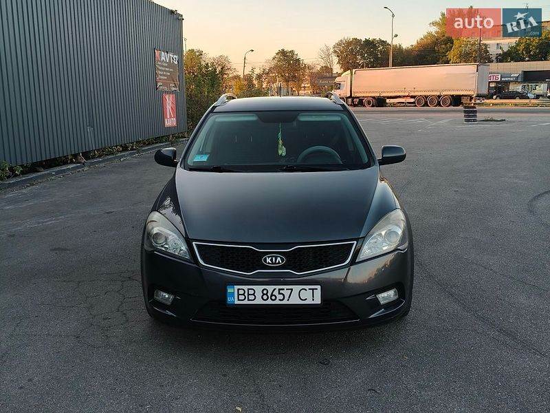 Kia Ceed 2012