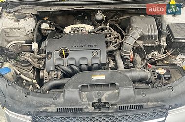 Хэтчбек Kia Ceed 2008 в Киеве